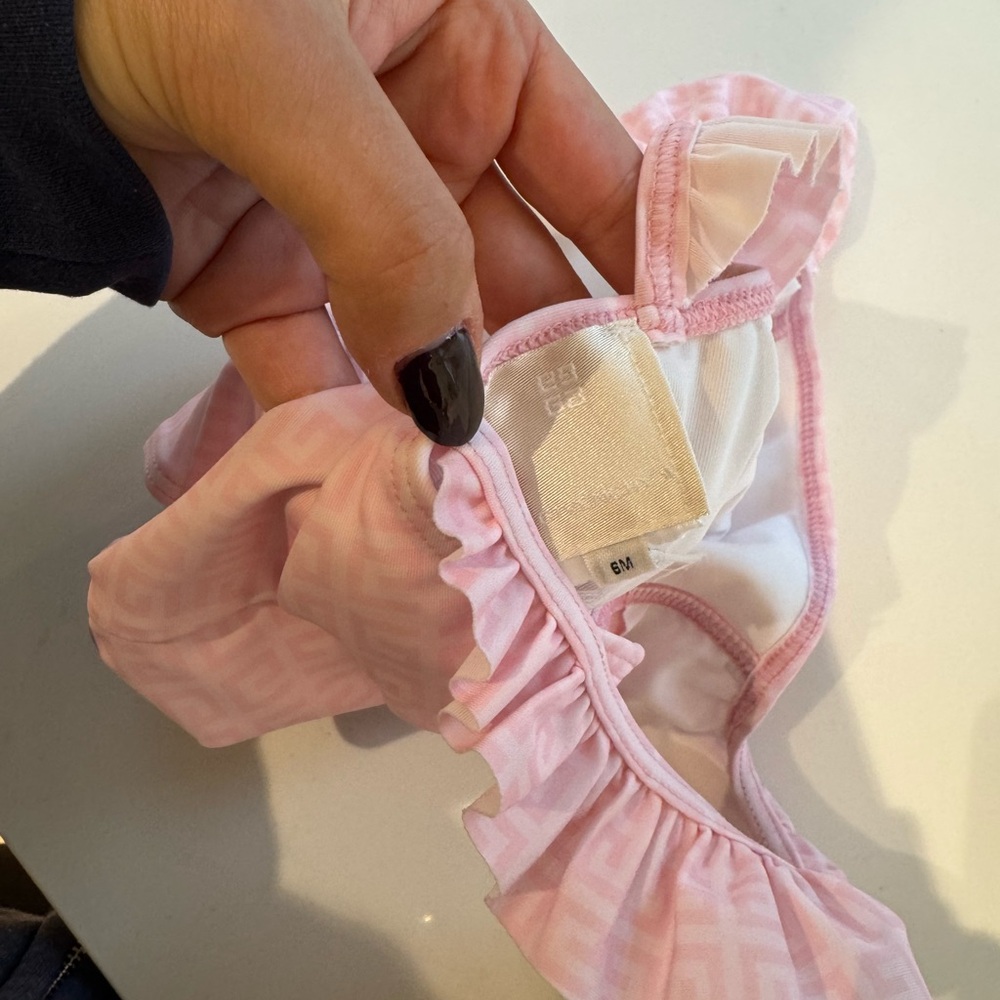 Givenchy Peach Patterned Fabric - Picture 4 of 5